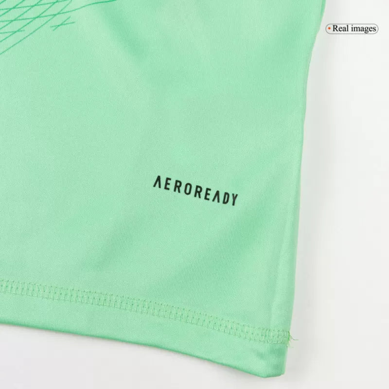 Liverpool Goalkeeper Soccer Jersey 2025/26 - Green