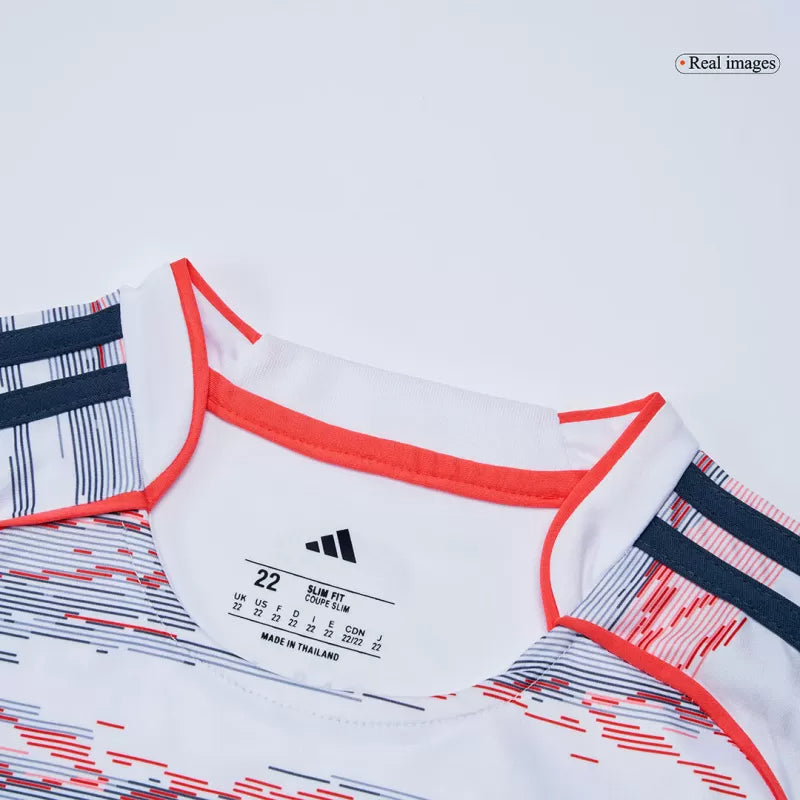 Kid's Bayern Munich Away Soccer Jersey Kit(Jersey+Shorts+Socks) 2025/26