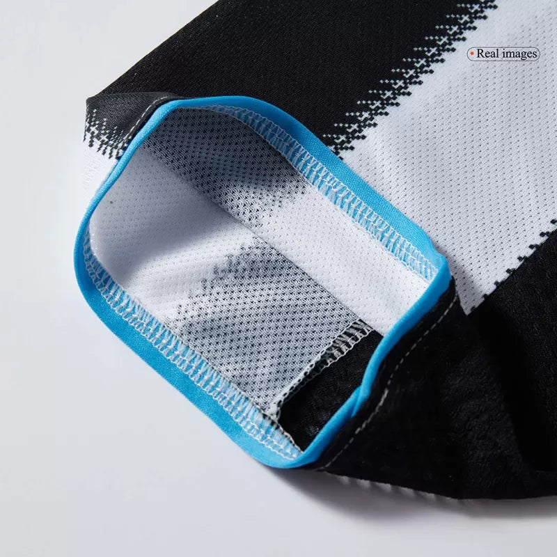 Player Version Newcastle United Home Soccer Jersey 2025/26